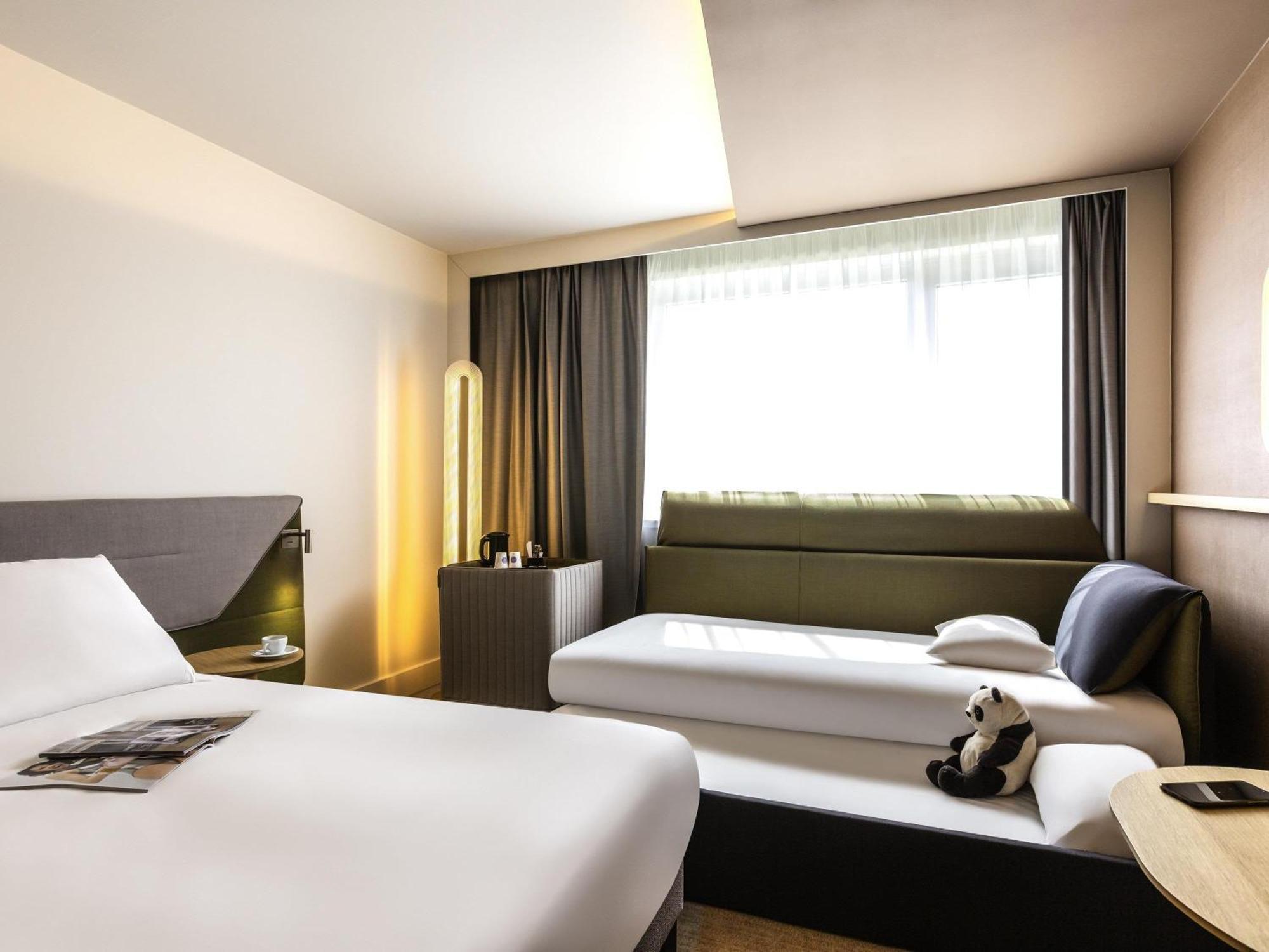Superior Room 1 Double Bed 2 Sofa Beds